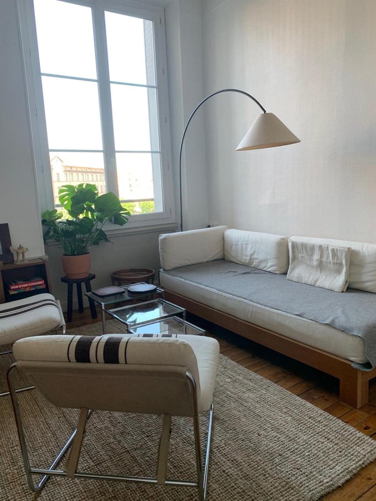 Appartement Spacieux Et Lumineux Place Delille